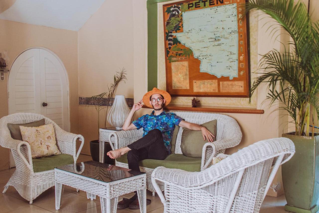Hotel Peten Express Flores Zewnętrze zdjęcie