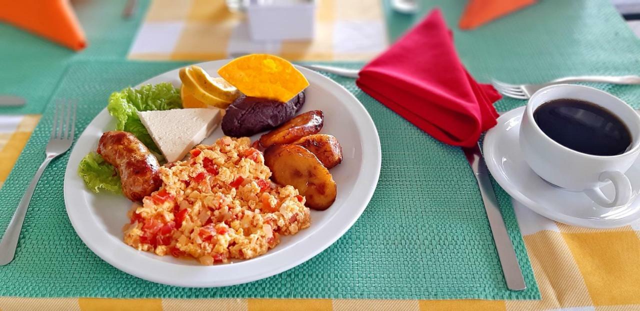 Hotel Peten Express Flores Zewnętrze zdjęcie